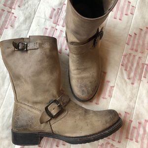 Frye Veronica mid calf moto boot size 9.5
